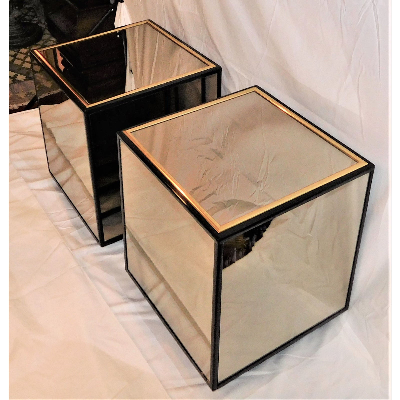 cube mirrored side table